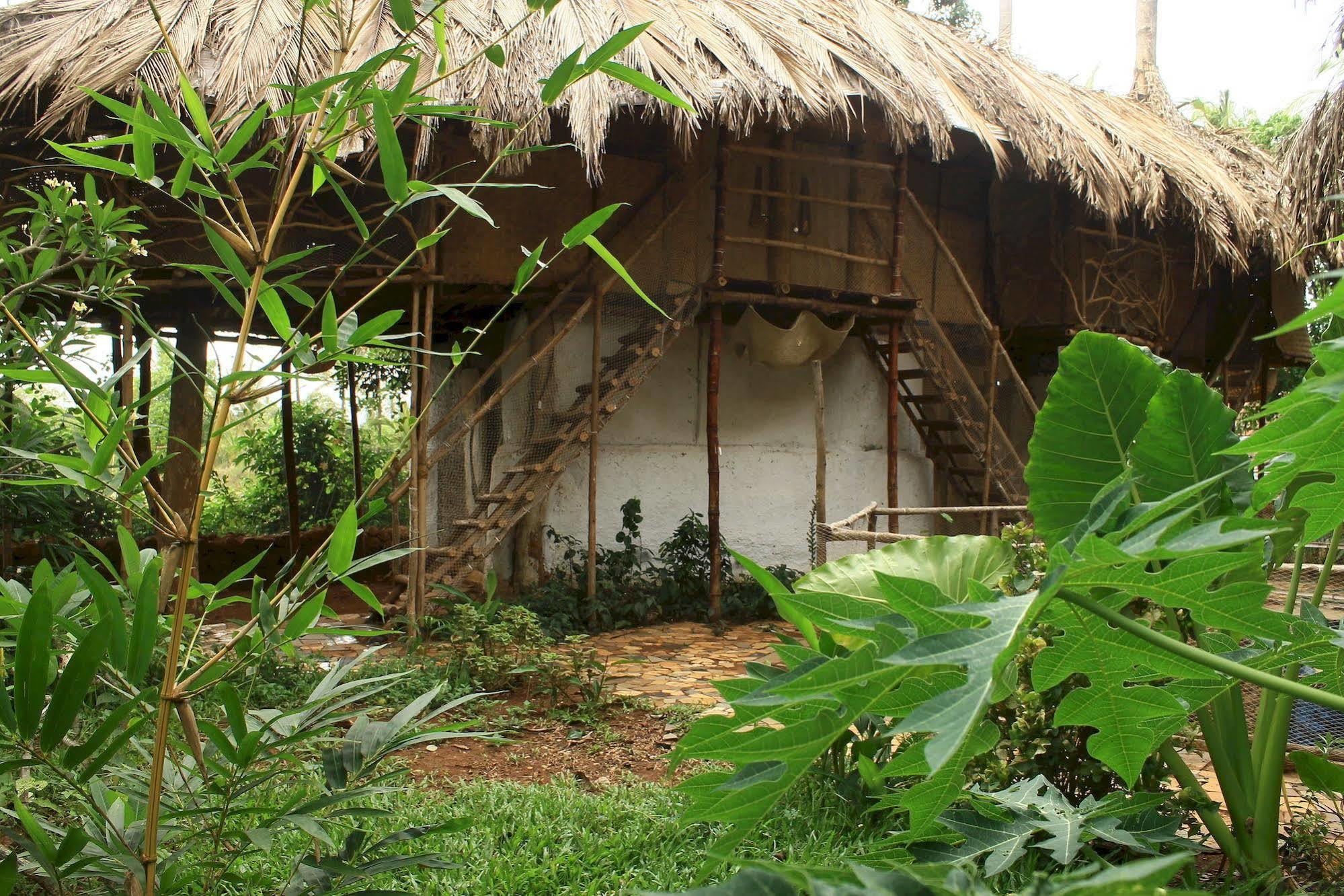 Saraya Bed & Breakfast Sangolda Exterior photo